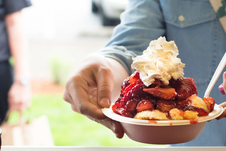 EZ Orchards Messy Strawberry Shortcake EZ Orchards Messy Strawberry Shortcake