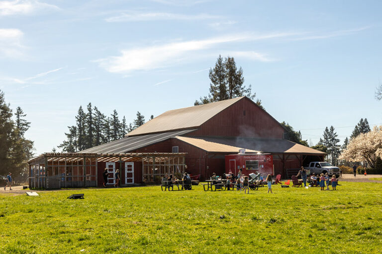 Triskelee Farm in Oregon Triskelee Farm in Oregon